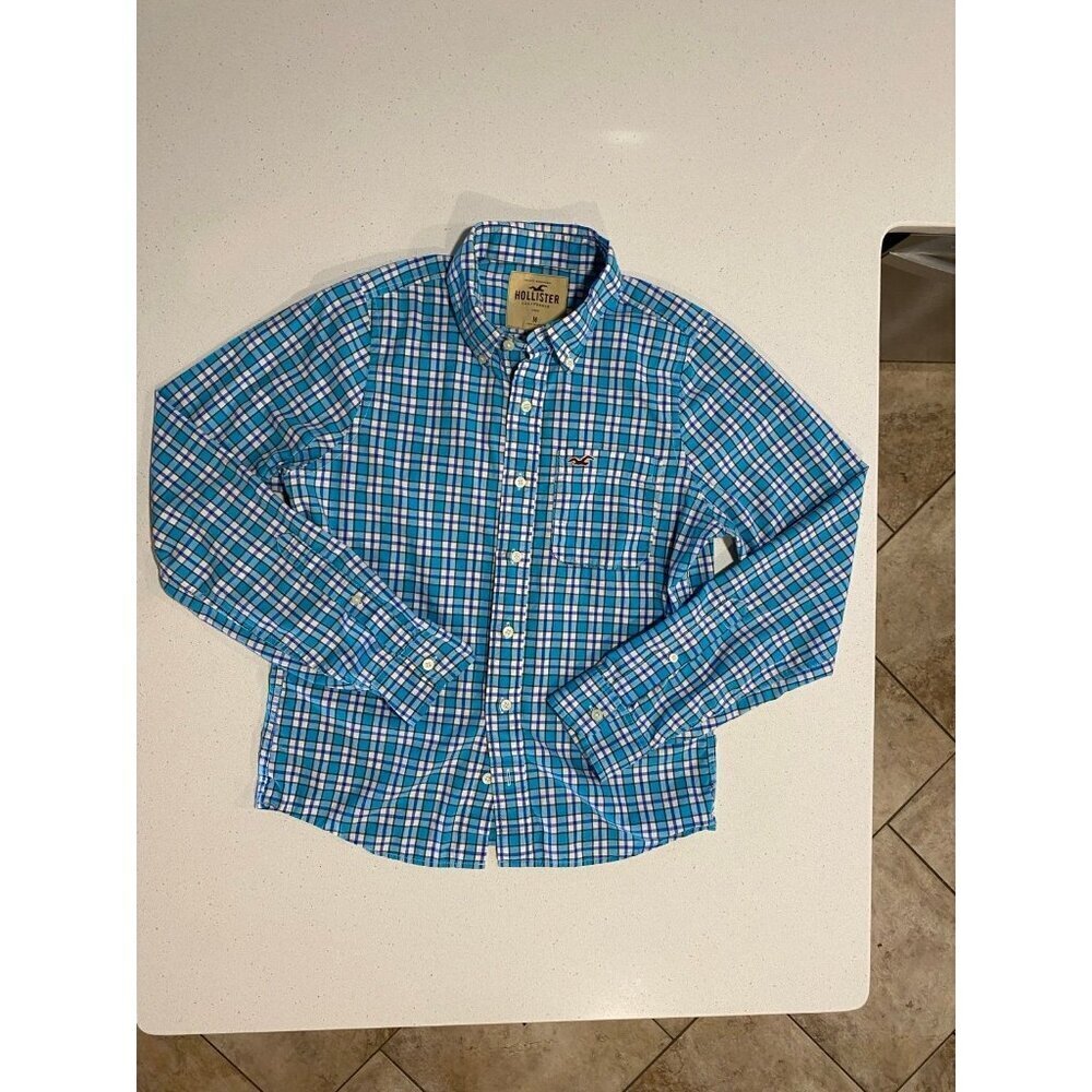 Men’s Hollister Button-Up Plaid Shirt Size Medium